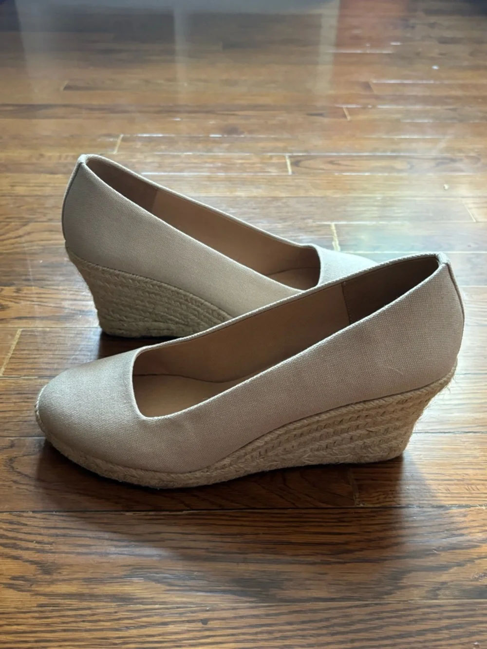 NWOT J. Crew Canvas Espadrille Wedges in Cream. Size 8.